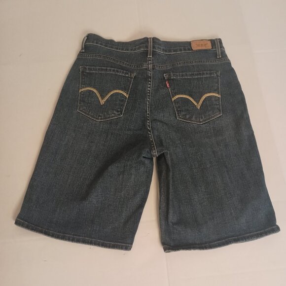 Levi’s Western Medium Wash Denim 10" Inseam Shorts Women’s Size 12 - Picture 16 of 16